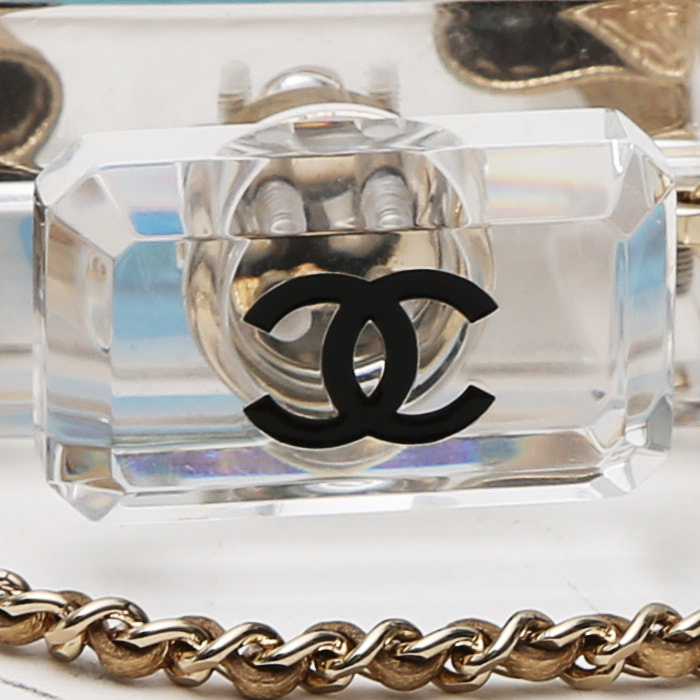 Minaudière Chanel Editions Limitées en plexiglas transparent - Detail D1