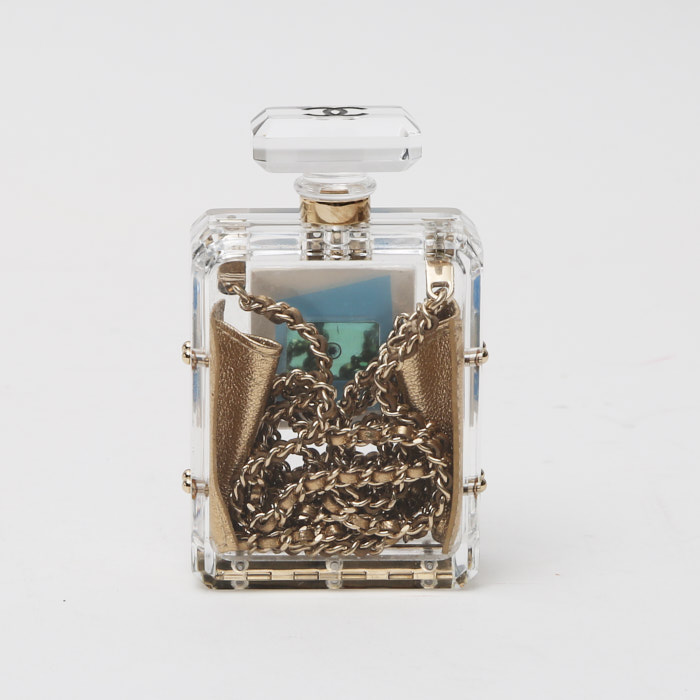 Chanel Editions Limitées clutch in transparent plexiglas - Detail D8
