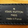 Sac à main Louis Vuitton  Coussin en cuir monogram empreinte noir - Detail D4 thumbnail