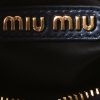 Bolso bandolera Miu Miu  Miu Wander en cuero acolchado con motivos de espigas azul marino - Detail D5 thumbnail