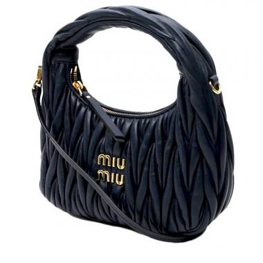 Bolso bandolera Miu Miu  Miu Wander en cuero acolchado con motivos de espigas azul marino