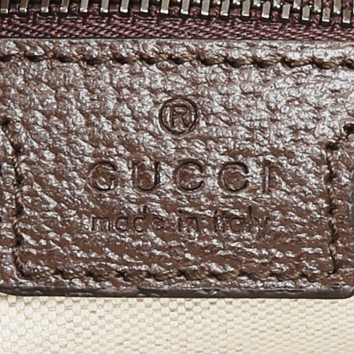 Bolsito de mano Gucci   en lona Monogram y cuero marrón - Detail D5
