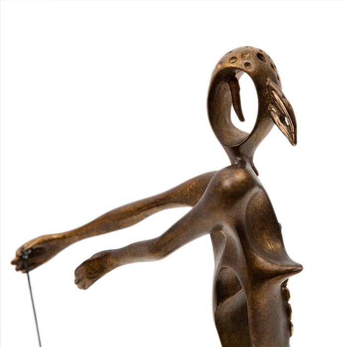 Salvador Dalí, "Hommage à Newton", sculpture en bronze patiné et socle marbre noir, signée et numérotée, de 1980 - Detail D1