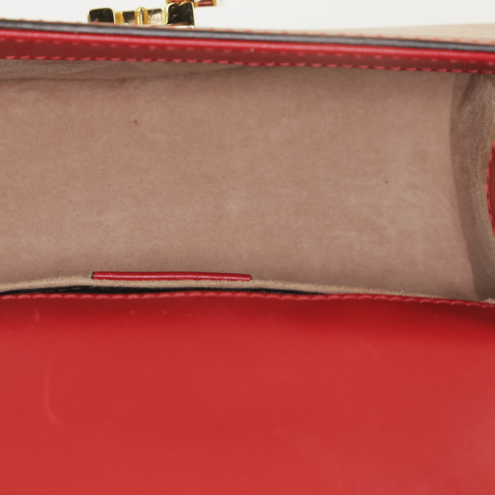Gucci  Sylvie handbag  in red leather - Detail D2