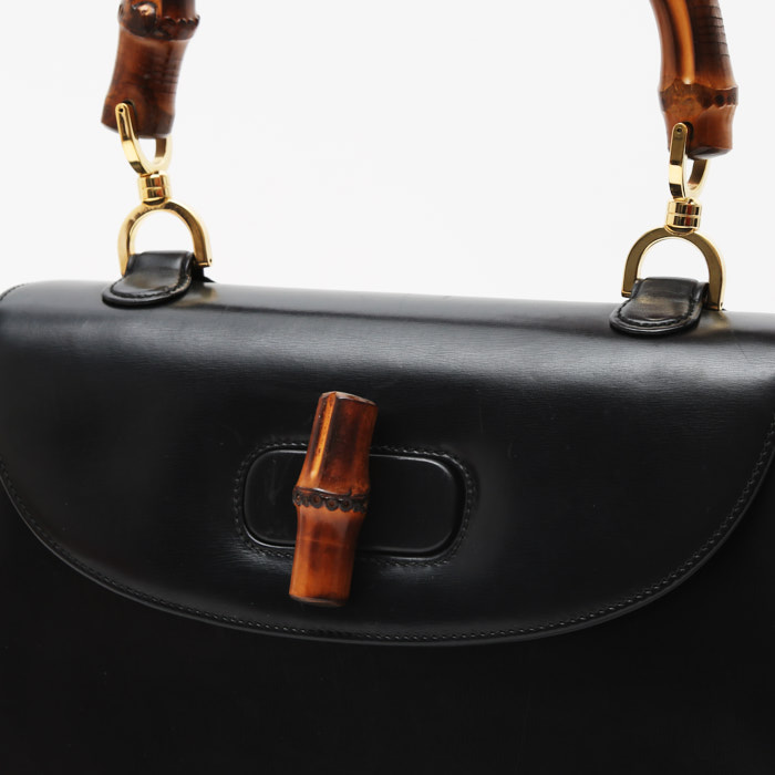 Sac à main Gucci  Bamboo en cuir noir et bambou - Detail D1