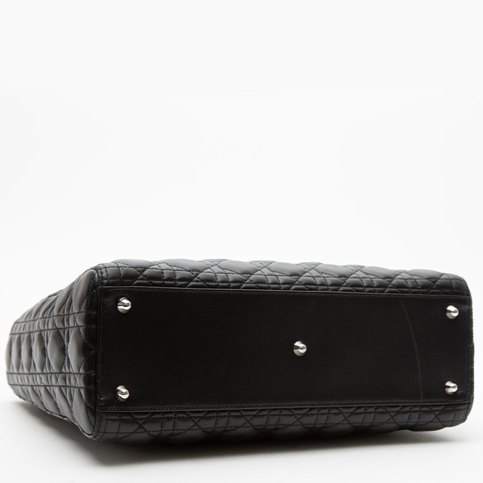 Dior  Lady Dior large model  handbag  in black leather cannage - Detail D4