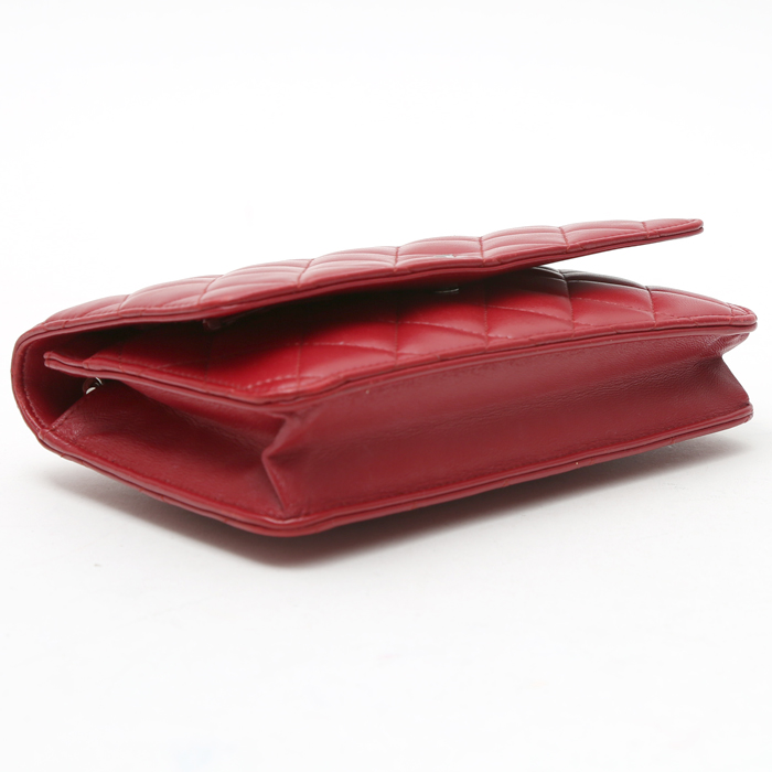 Borsa a tracolla Chanel  Wallet on Chain in pelle trapuntata rossa - Detail D4