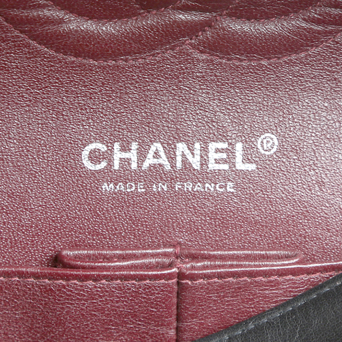 Borsa Chanel Timeless Classic modello medio in pelle trapuntata nera - Detail D4