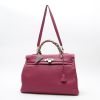 Hermès  Kelly 40 cm handbag  in purple togo leather - Detail D2 thumbnail