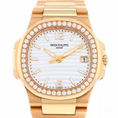 Patek Philippe Nautilus  in pink gold Ref: Patek Philippe - 7010  Circa 2022