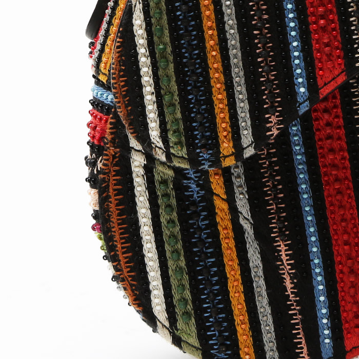 Dior  Saddle handbag  in black leather  and multicolor canvas - Detail D1
