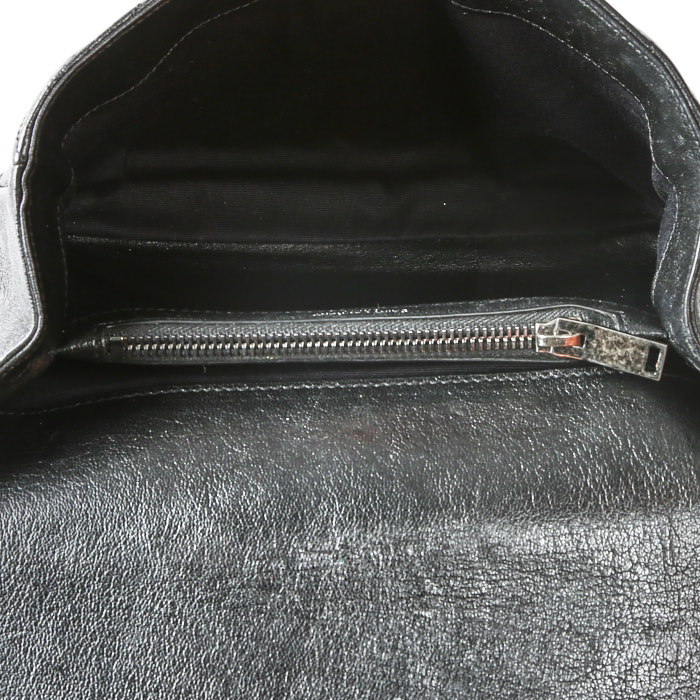 Sac à main Saint Laurent  College moyen modèle  en cuir matelassé chevrons noir - Detail D4