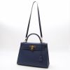 Hermès  Kelly 32 cm handbag  in blue epsom leather - Detail D9 thumbnail