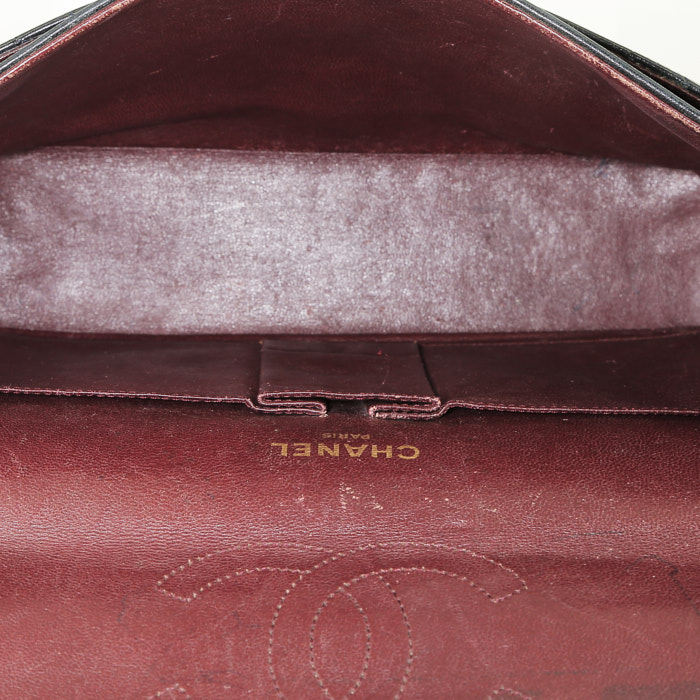 Chanel  Vintage handbag  in navy blue quilted leather - Detail D3