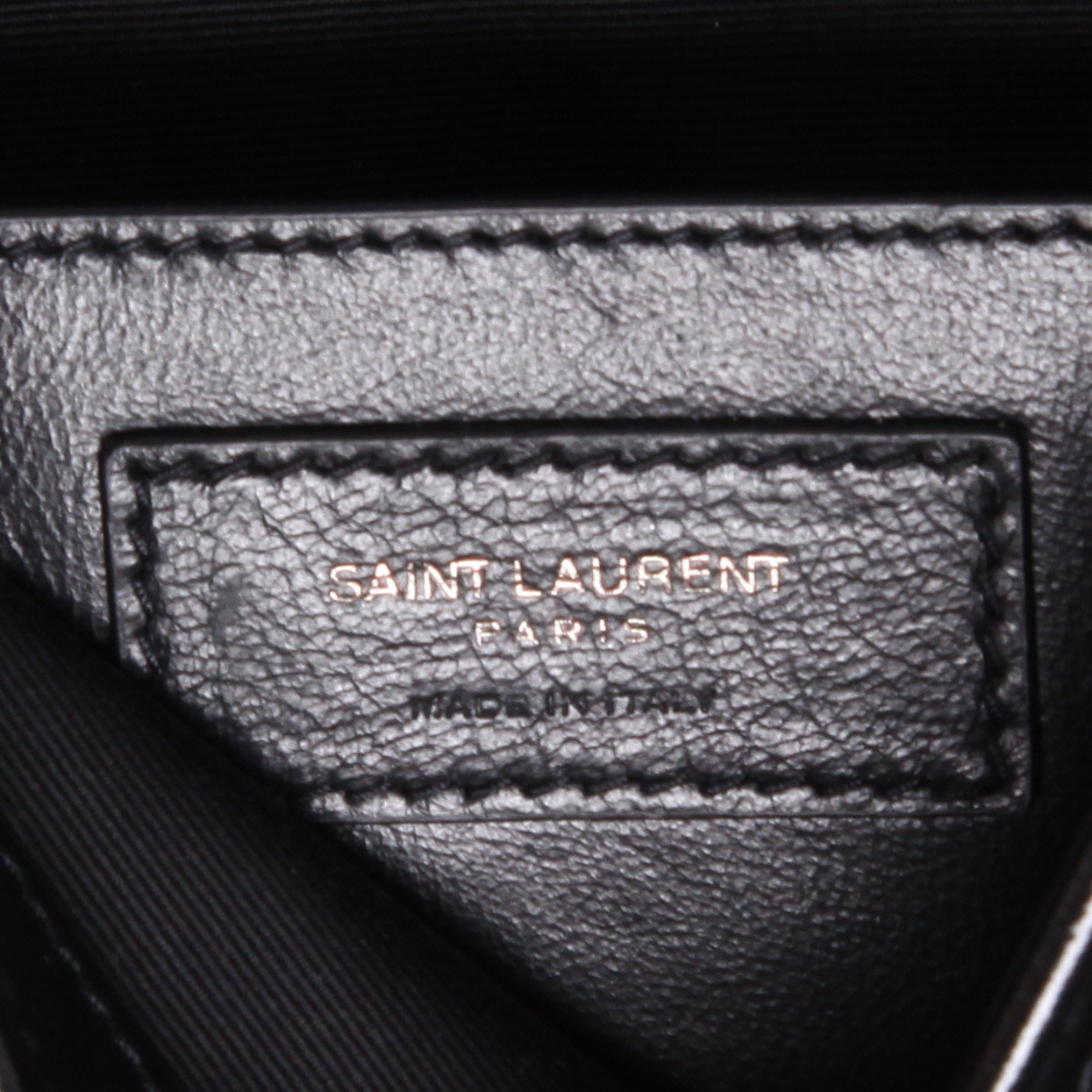 Borsa a tracolla Saint Laurent  Niki Baby in pelle nera - Detail D9