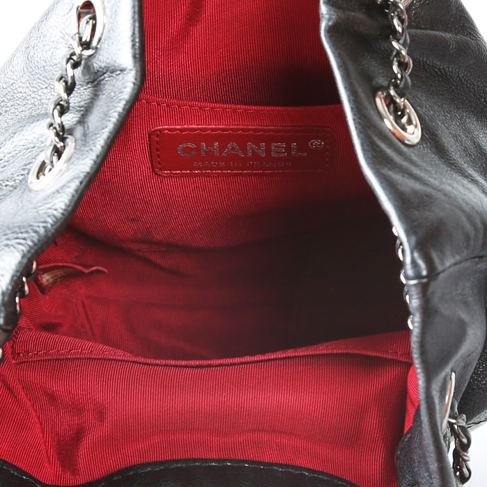 Borsa a tracolla Chanel  Gabrielle Bucket in pelle nera - Detail D3