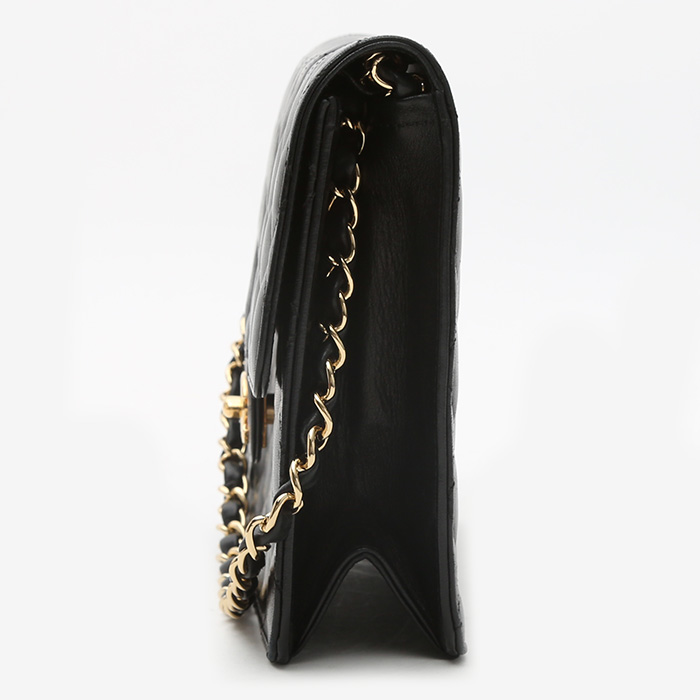 Borsa da spalla o a mano Chanel  Mademoiselle in pelle trapuntata nera - Detail D6