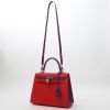 Hermès  Kelly 25 cm handbag  in red and purple Amethyst epsom leather - Detail D2 thumbnail