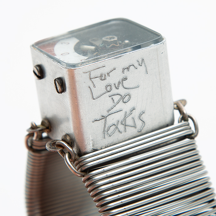 Takis, unique bracelet in metal, plexiglass and mechanism, signed, from the 1960/1970's - Detail D2