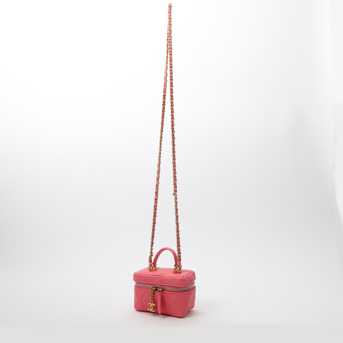 Vanity Chanel  Chanel Vanity - Pocket Hand en cuero granulado acolchado rosa - Detail D2