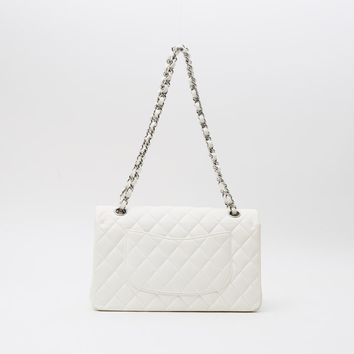 Chanel  Timeless handbag  in white quilted leather - Detail D9
