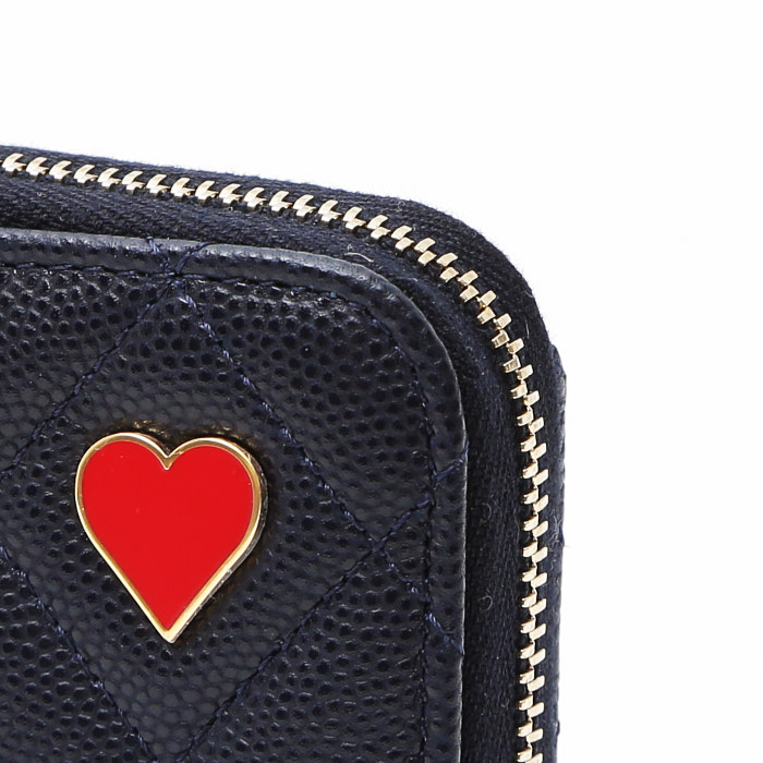 Porte-monnaie Chanel   en cuir grainé matelassé bleu - Detail D1