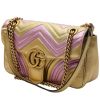 Bolso de mano Gucci  GG Marmont en cuero acolchado dorado y rosa - 00pp thumbnail