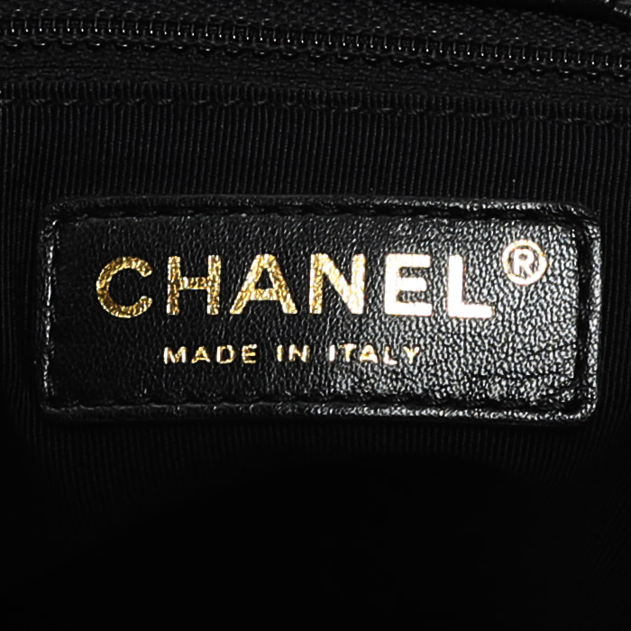 Sac cabas Chanel Executive en cuir grainé noir - Detail D4