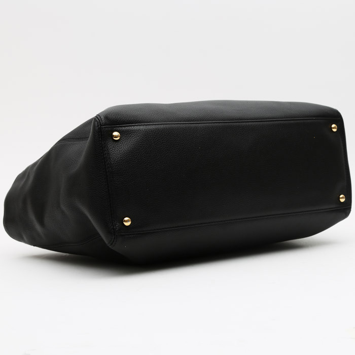 Sac cabas Chanel Executive en cuir grainé noir - Detail D5