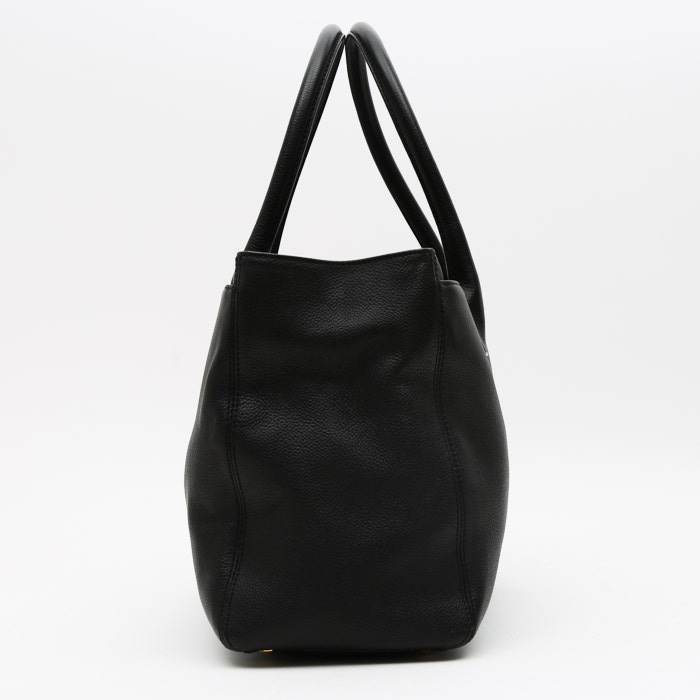 Sac cabas Chanel Executive en cuir grainé noir - Detail D7