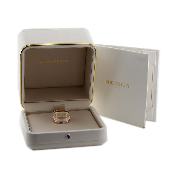 Bague Boucheron  Quatre White Edition grand modèle en 3 ors et céramique blanche - Detail D2