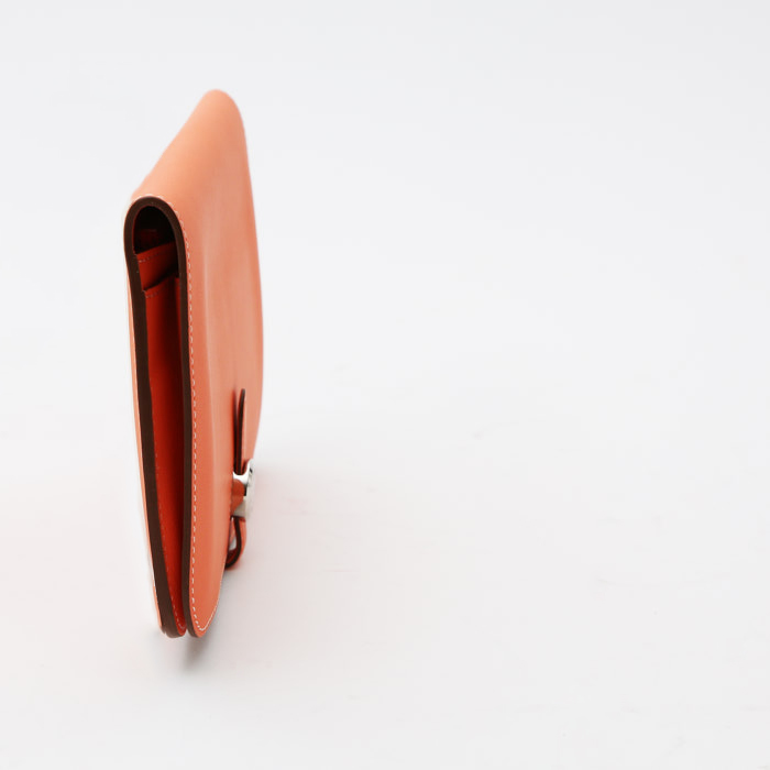 Hermès  Dogon wallet  in apricot Swift leather - Detail D5