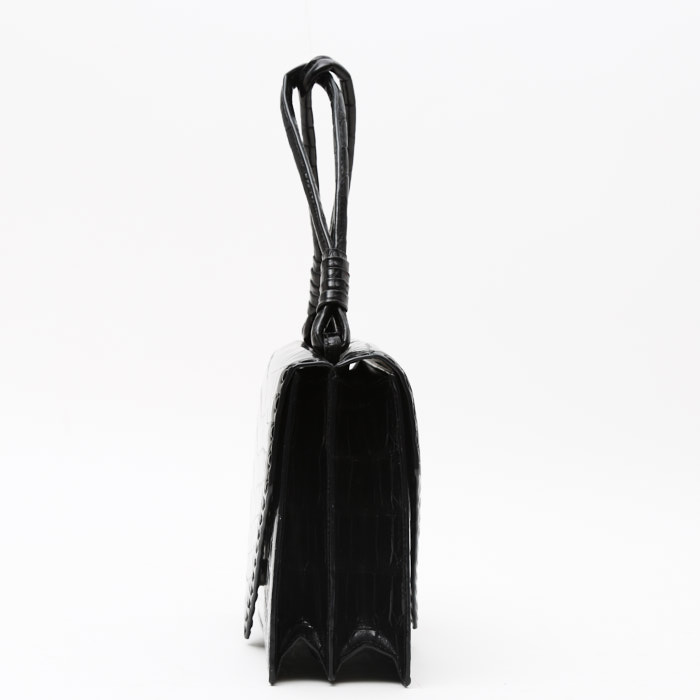 Bolso de mano Bottega Veneta   en cocodrilo negro - Detail D7