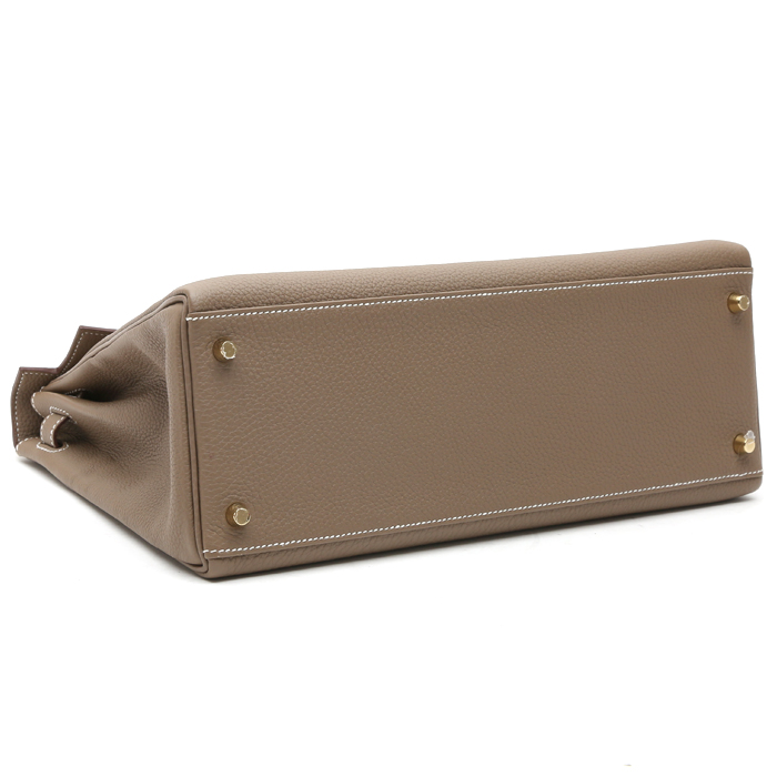 Bolso de mano Hermès  Kelly 35 cm en cuero togo marrón etoupe - Detail D5