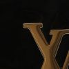 Portefeuille Louis Vuitton  Louise en cuir verni aubergine - Detail D1 thumbnail