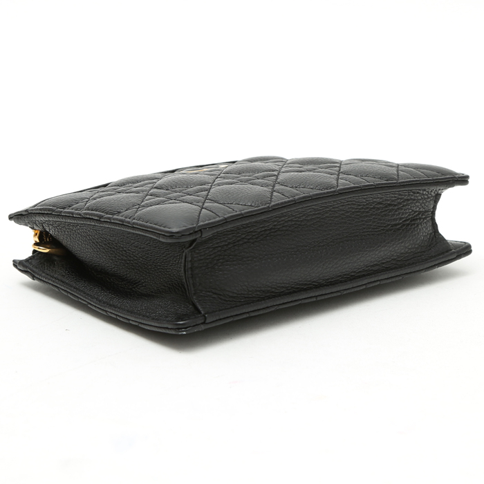Dior Pochette Daily shoulder bag in black leather cannage - Detail D4
