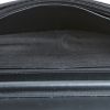 Chanel  PIQUADRO calf-leather messenger-bag Schwarz shoulder bag  in black chevron quilted leather - Detail D3 thumbnail