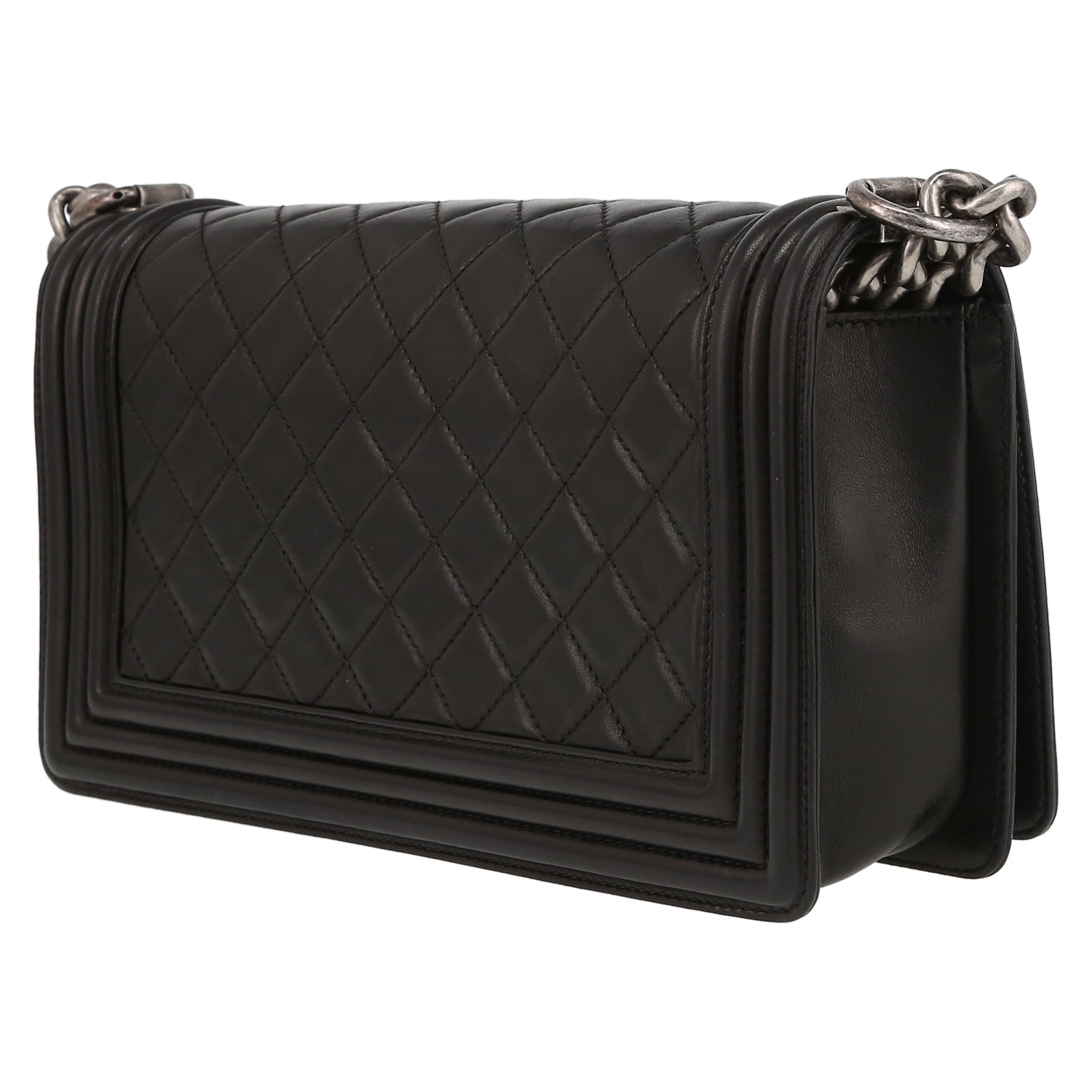 Sac bandoulière Chanel  Boy en cuir matelassé noir - Detail D5