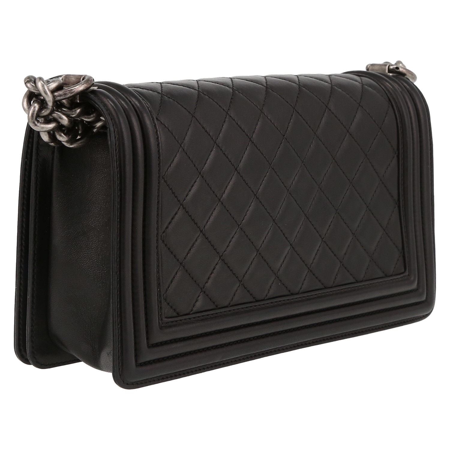 Sac bandoulière Chanel  Boy en cuir matelassé noir - Detail D6