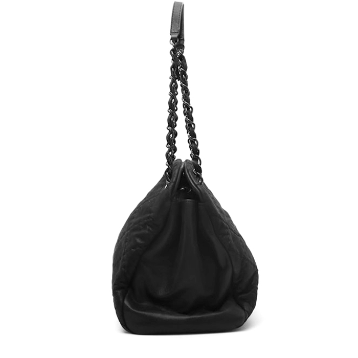 Chanel  Mademoiselle handbag  in black quilted leather - Detail D7