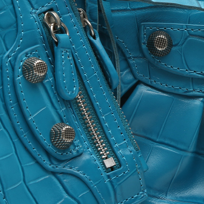 Balenciaga Cagole shoulder bag in leather - Detail D1