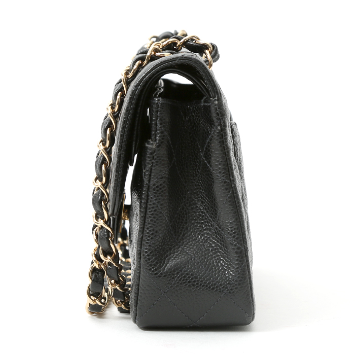 Chanel  Timeless Petit shoulder bag  in black quilted grained leather - Detail D7