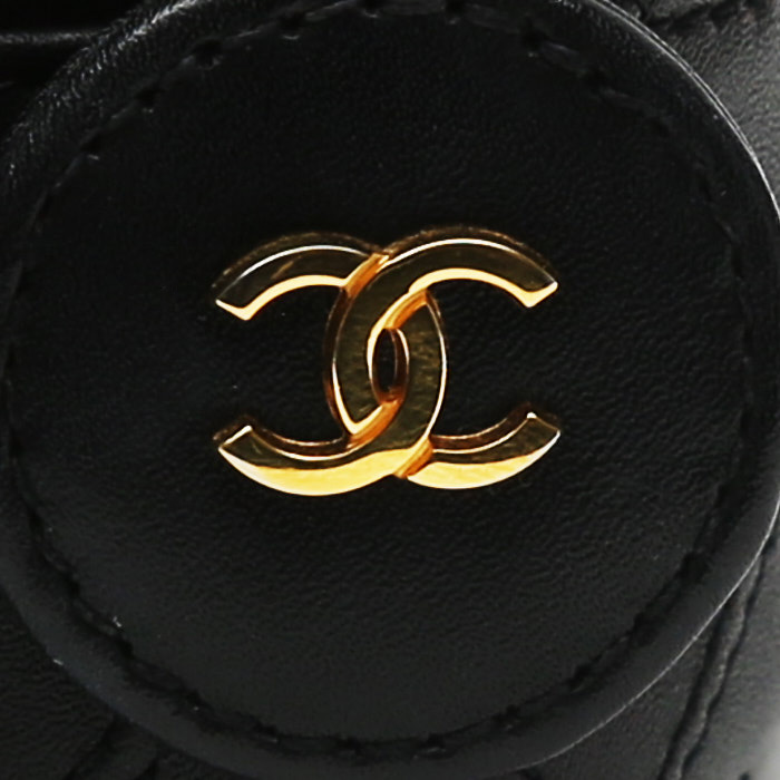 Vanity Chanel  Vanity en cuero negro - Detail D1