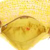 Bolso de mano Fendi  Baguette en raffia beige y lona amarilla - Detail D3 thumbnail