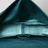 Bolso bandolera Chanel 2.55 en cuero acolchado azul metalizado - Detail D3 thumbnail