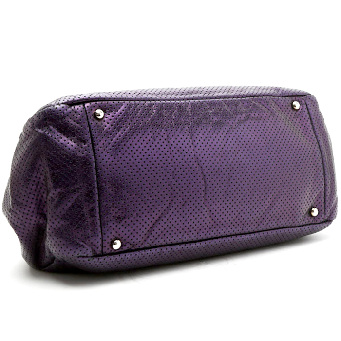 Sac à main Chanel 2.55 en cuir irisé violet - Detail D5