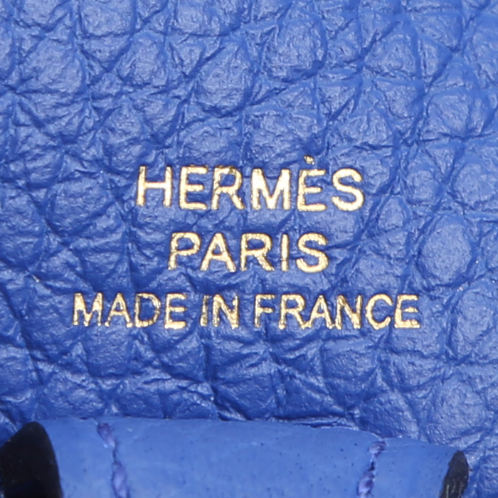 Hermès  Mini Evelyne shoulder bag  in Sapphire Blue togo leather - Detail D3