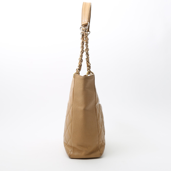 Chanel Shopping GST handbag in beige quilted grained leather - Detail D5