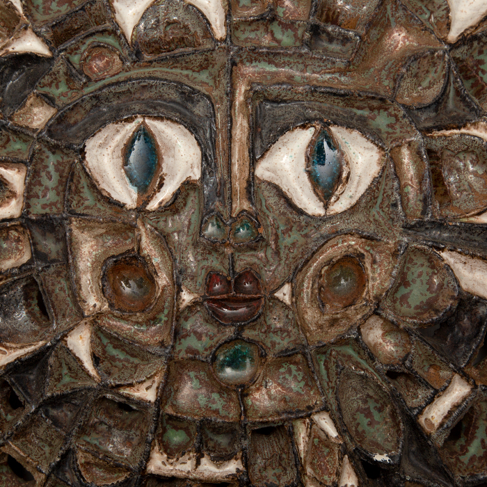 Roland Zobel, wall-sculpture «Visage Soleil» in enamelled ceramic, from the 1960 - Detail D1