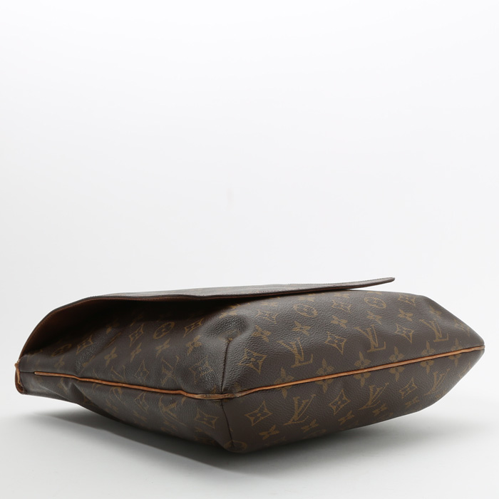 Bolso bandolera Louis Vuitton  Musette en lona Monogram marrón y cuero natural - Detail D5